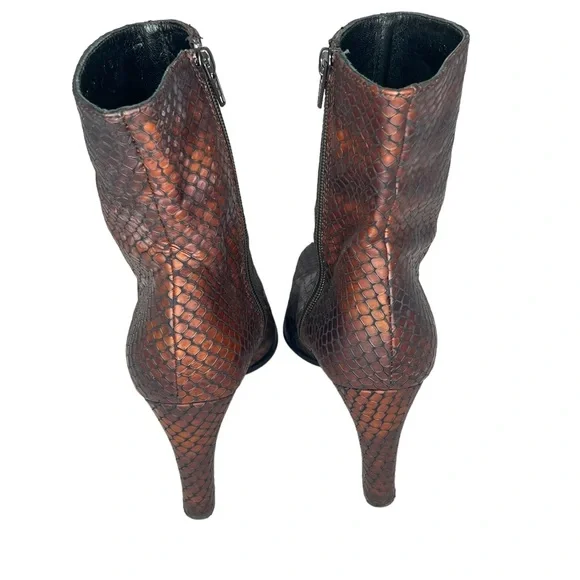 Sacha London Women’s Leather Metallic Copper Reptile Textured Ankle Boots 7B - Picture 2 of 16